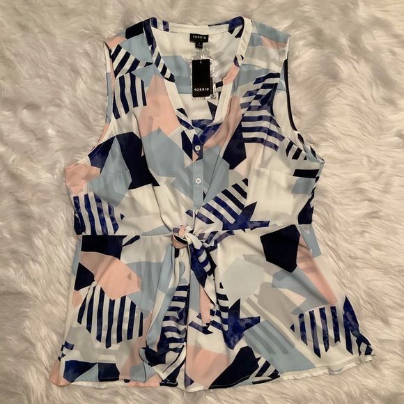 Torrid color block tie front top size 2X - Picture 5 of 7